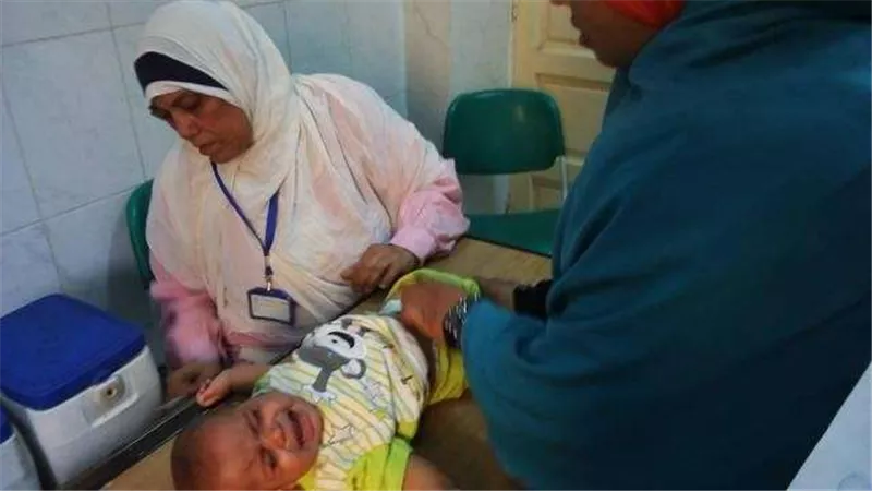 بدء فعاليات إدخال طعم شلل الأطفال «سولك» لجدول التطعيمات الإجبارية بالفيوم
