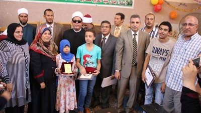 بالأسماء.. تكريم أوائل الطلبة بمنطقة الفيوم الأزهرية