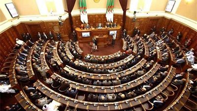 تحالف نواب الأحزاب الإسلامية بالجزائر يعلن انسحابه من البرلمان