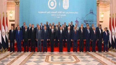«درع الجامعة وترقية وزير الدفاع ».. الأبرز في الجلسة الافتتاحية