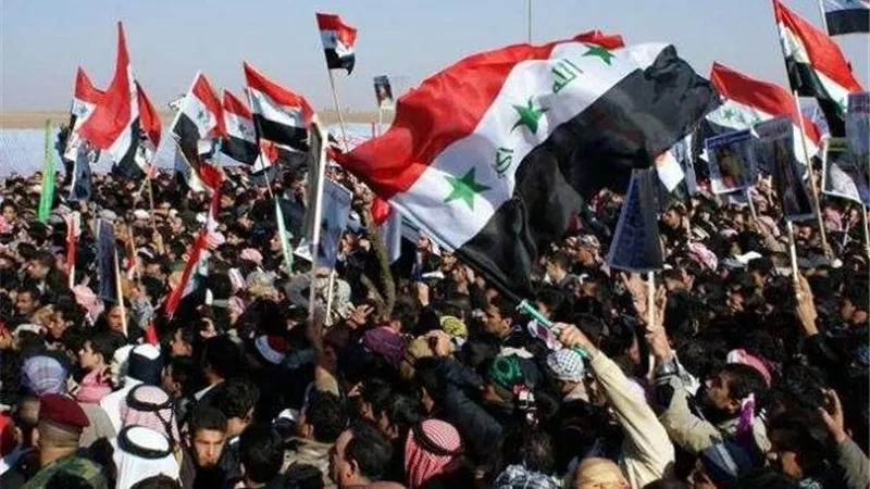 بالصور.. تجدد التظاهرات في ضواحي البصرة العراقية