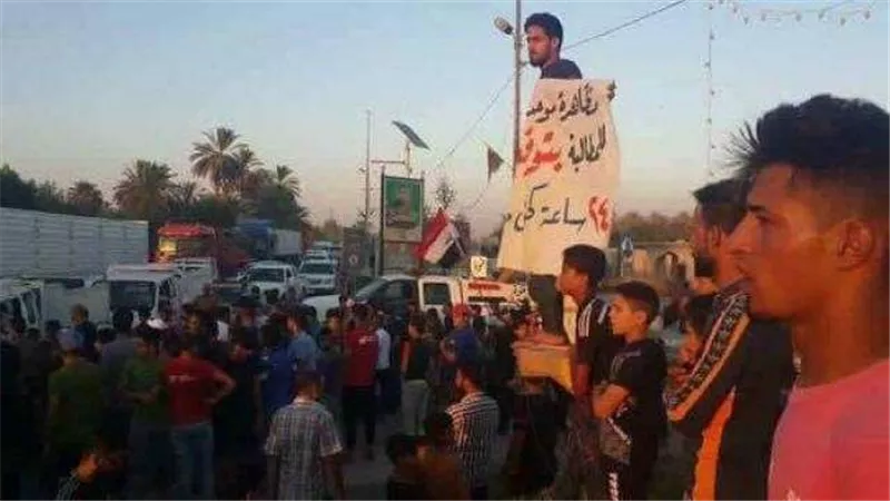 بالصور.. تجديد المظاهرات في منطقة النجف العرقية