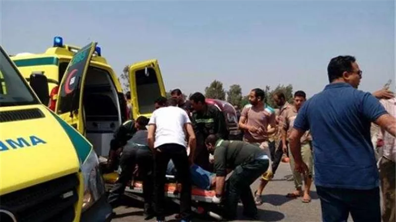مصرع شقيقين أسفل عجلات سيارة يقودها طالب