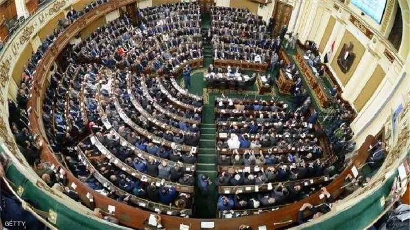 برلماني يشيد بموقف مصر مع السعودية ضد كندا
