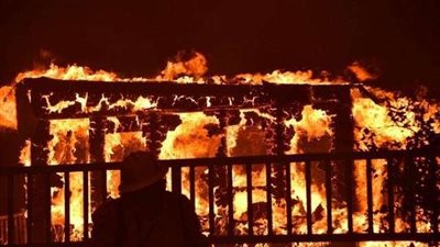 شاهد..الحرائق التى اندلعت فى شمال كاليفورنيا