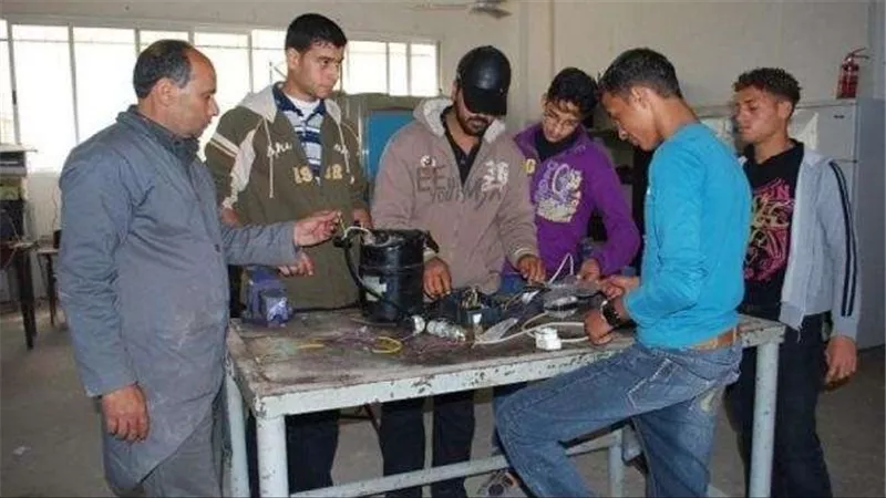 بعد إنشاء المدارس الحديثة.. «التعليم» تستعين بالخبراء اليابانيين في عملية التطوير