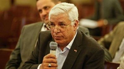نائب أسيوط: المحافظة توافق علي رصف طرق منقباد الرئيسية