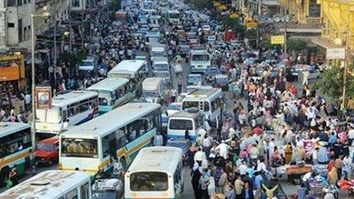 الزواج المبكر.. شرارة تتطاير قرب فتيل «القنبلةالسكانية».. وبرلمانيون يحذرون الشباب