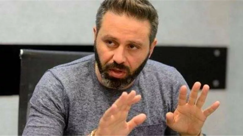 حازم إمام يرفض التعليق على ما يدور داخل مجلس الجبلاية