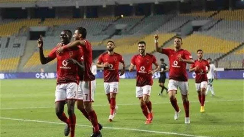 كواليس آخر ساعات داخل القلعة الحمراء قبل مواجهة الترجي