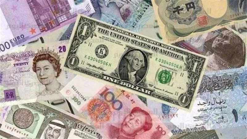 استقرار أسعار صرف العملات الأجنبية أمام الجنيه في تعاملات اليوم