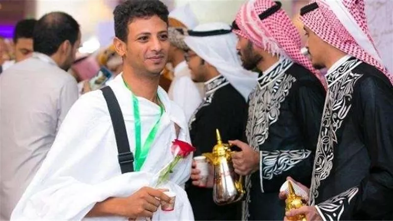 أسر شهداء جيش وشرطة مصر يشكرون ”سلمان”