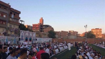 توافد الآلاف على ساحات مساجد البحيرة لصلاة العيد (صور)