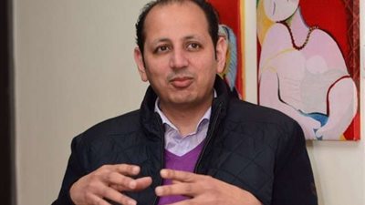 أستاذ جراحة يوضح الفرق بين تكميم وربط المعدة