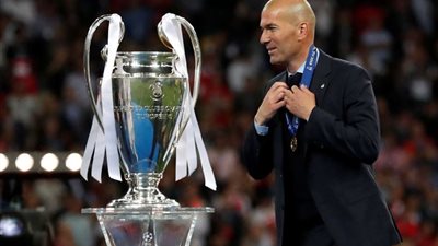 تقارير إسبانية تكشف صفقة حسمها ريال مدريد وأخرى طلبها زيدان