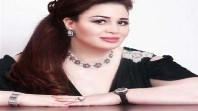 إلهام شاهين تكشف سر توقفها عن السهر بالخارج