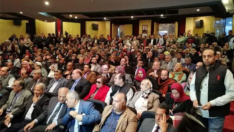 العمومية تبدأ التصويت على جمع نقيب الصحفيين لمنصبين