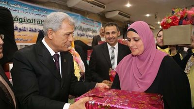 محافظ المنوفية يشهد حفل تكريم الأم المثالية بالاتحاد المحلي لنقابات العمال