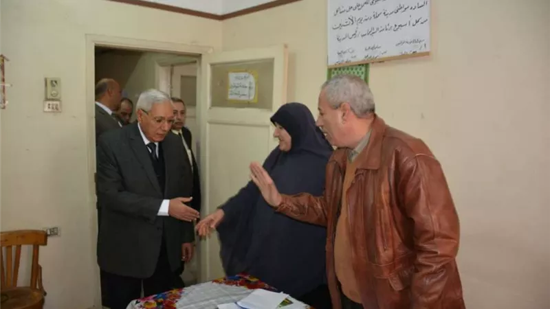 محافظ الدقهلية يوجه بنقل محول كهرباء حال دون بناء مسجد بـ 