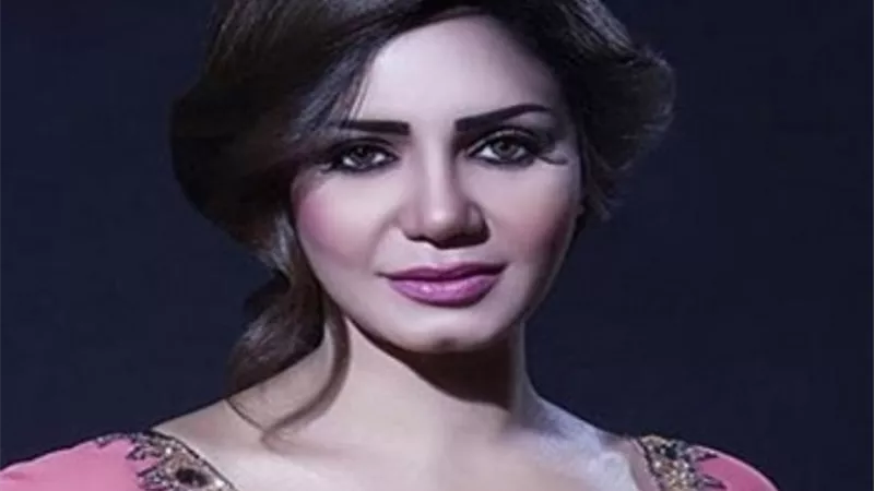 إيناس عز الدين توجه رسالة لوالدتها في عيد الأم