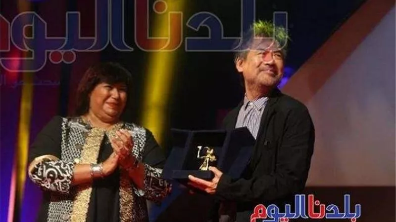 شاهد.. تكريم رموز المسرح الدولي من وزيرة الثقافة