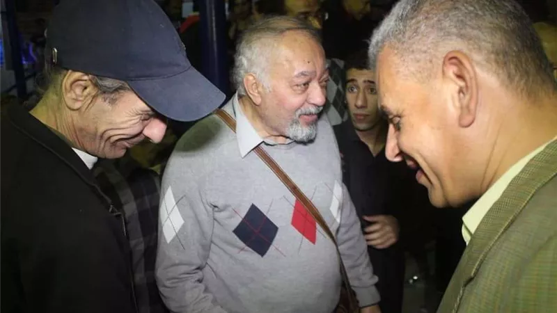 أشرف زكي يفوز بمقعد نقيب المهن التمثيلية