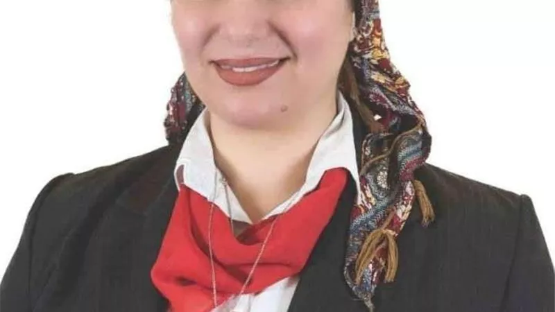 مرشحة بانتخابات الصيادلة تطالب بضرورة التعاون للإرتقاء بالمهنة