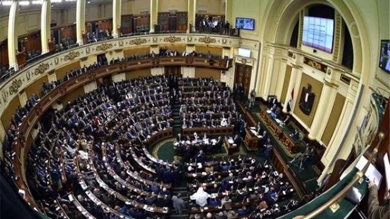 حل الأحزاب السياسية غير الممثلة بالبرلمان