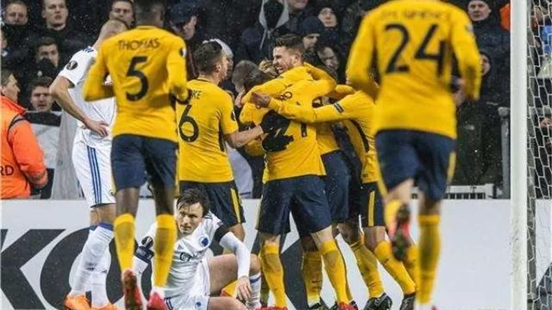 التعادل السلبي يُسيطر على الشوط الأول بين أتليتكو مدريد وإبيار