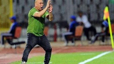 إعتراض التوأم على حكم المباراه بعد إنتهاء الشوط الأول