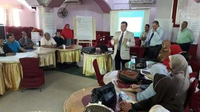 ”تعليم الفيوم” تعقد ورشة عمل بعنوان ”معايير الأمن والسلامة بالبيئة المدرسية”