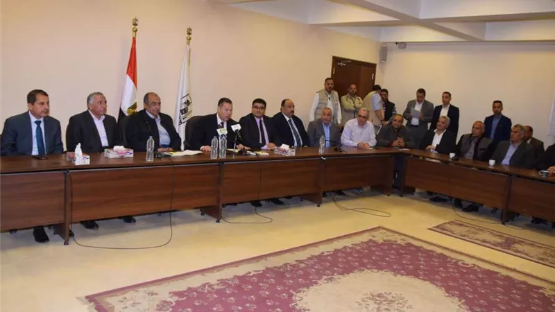 خطة محكمة بالتنسيق مع الزراعة استعدادا  لموسم توريد القمح ببني سويف
