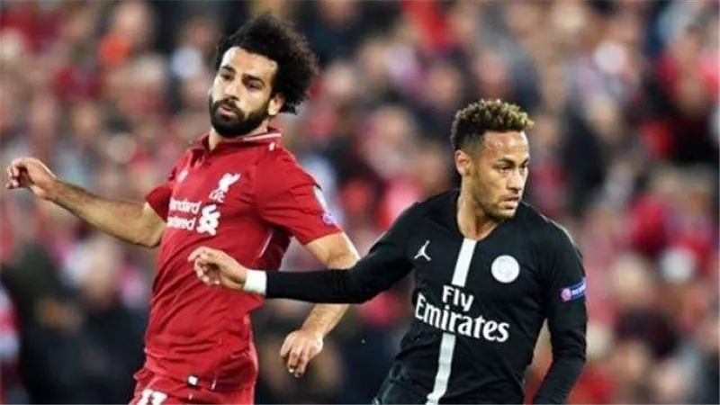 أيمن يونس :صلاح يعاني بسبب أزمات اتحاد الكرة .. وكل ما يحتاجه تسجيل هدف فقط