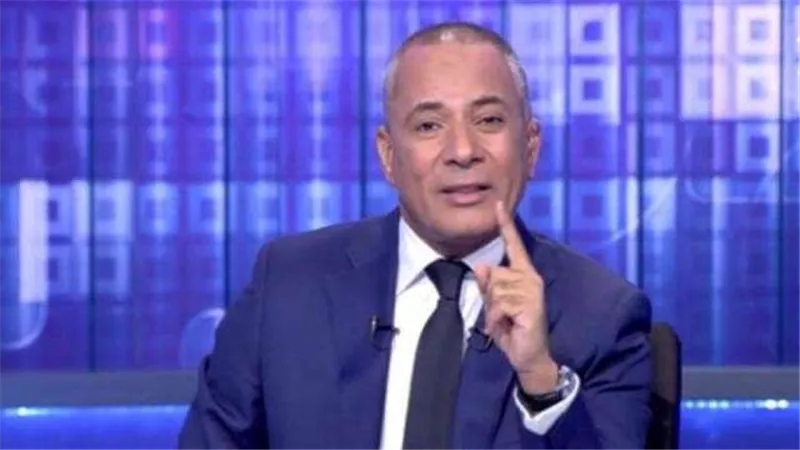 أحمد موسى ينفجر غاضبًا على الهواء بسبب تطاول نائب على الصحفيين:”هاتوا حقي”