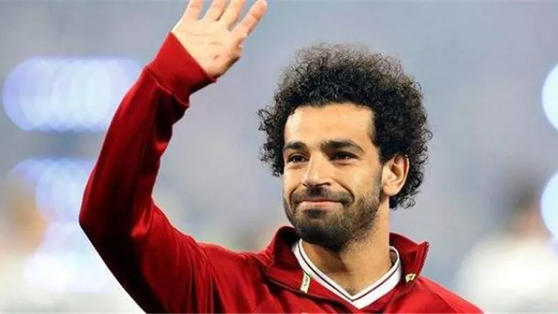 ”ديلي ميل” تكشف سر عدم احتفال ”صلاح” بعد لقاء سان جيرمان