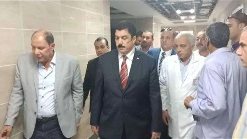 محافظ القليوبية: لجنة متخصصة لفحص أعمال تطوير مستشفى كفر شكر المركزي