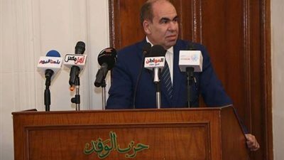 الوفد يعلن تأييده لزيادة مدة الرئاسة إلى 6 سنوات