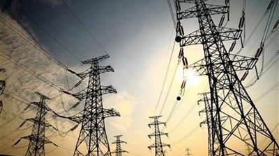 عودة التيار الكهربائي لـ 90% من المناطق المتضررة بالجيزة والهرم