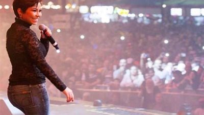 بالصور.. شيرين تصدم جمهورها مجددًا بإطلالتها في دبي