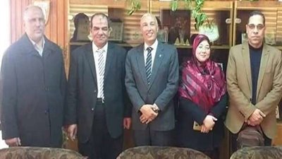 مديرة 
