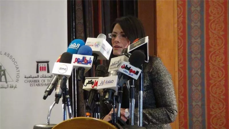 رانيا المشاط تبحث سبل تنشيط السياحة مع الصين