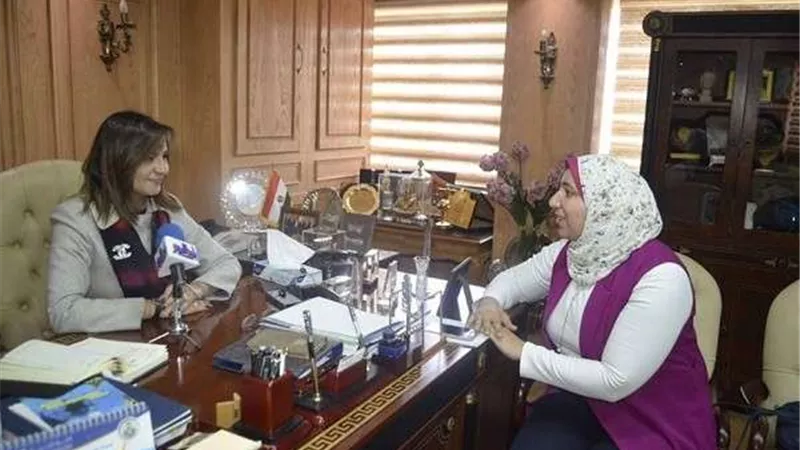 مكرم في حوار لـ