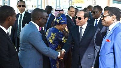 انطلاق مباحثات القمة بين السيسي ونظيره السنغالي في داكار
