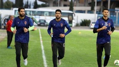 مران قوي لثلاثي حراسة الأهلي استعدادًا لموقعة صن داونز