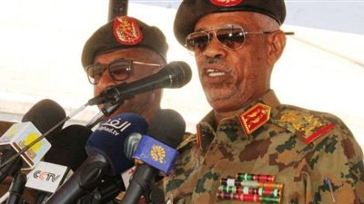 عبد الفتاح البرهان يتولى رئاسة المجلس العسكري السوداني خلفًا لـ