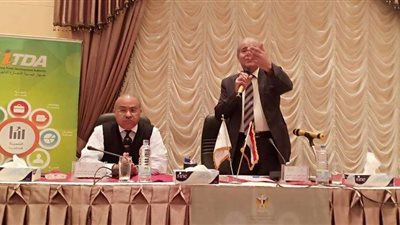مساعد وزير التموين: هناك اتجاه لإنشاء مكاتب سجل تجاري بالبنوك