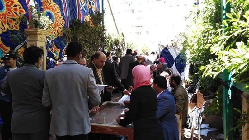 بدء إجراءات عمومية العلميين بعد اكتمال النصاب القانوني