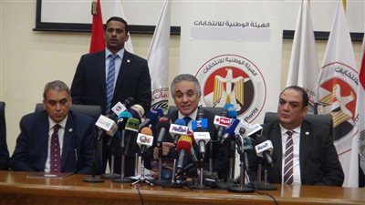 محمود الشريف: صناديق خاصة للوافدين في الاستفتاء