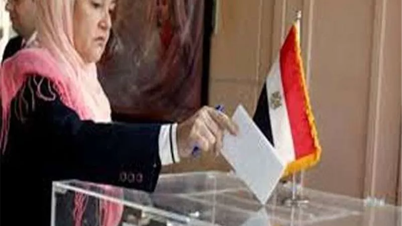 سفير مصر في عمان: تزايد نسبة إقبال المشاركين بالاستفتاء على تعديل الدستور