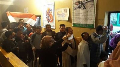 إقبال كثيف للناخبين على اللجان قبل غلق اللجان بحلوان